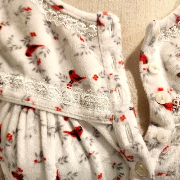 Secret Treasures Sleepwear Nightgown L Cardinals Print Long Sleeve Pajama Gown - Picture 2 of 6